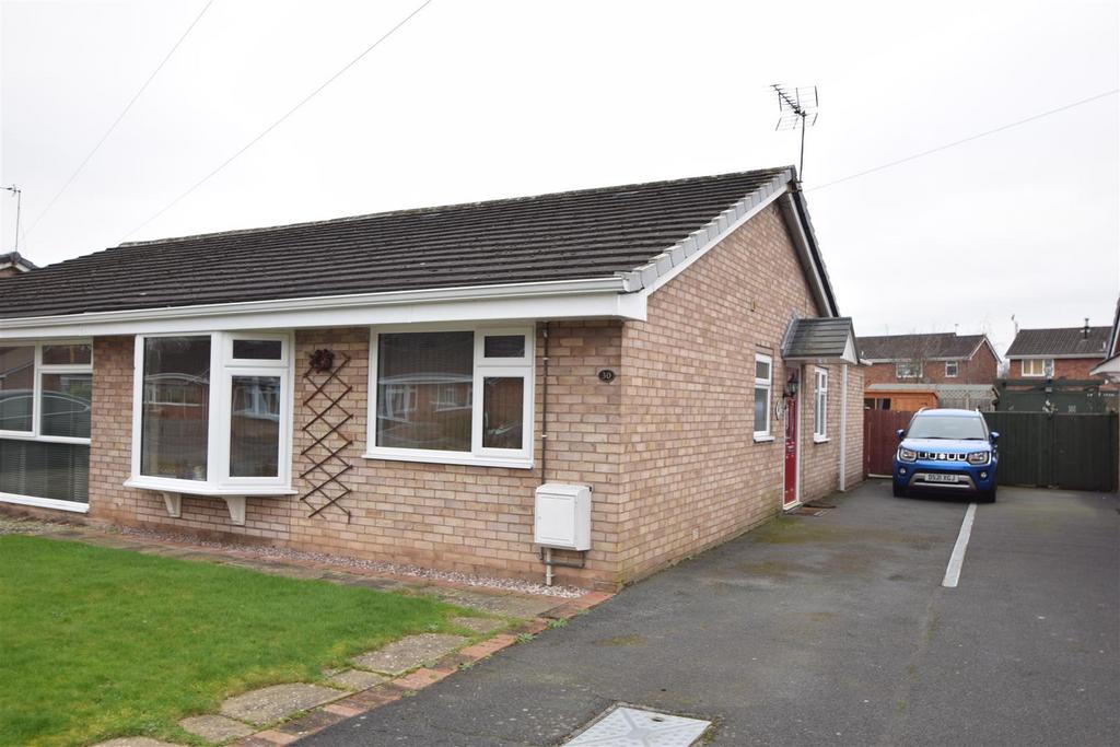 30 Tilbrook Drive, Shrewsbury, SY1 2TT 2 bed semidetached bungalow for