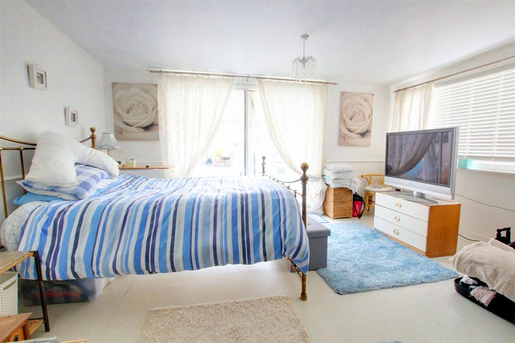 Waterloo Road, Mablethorpe LN12 3 bed detached bungalow for sale £220,000
