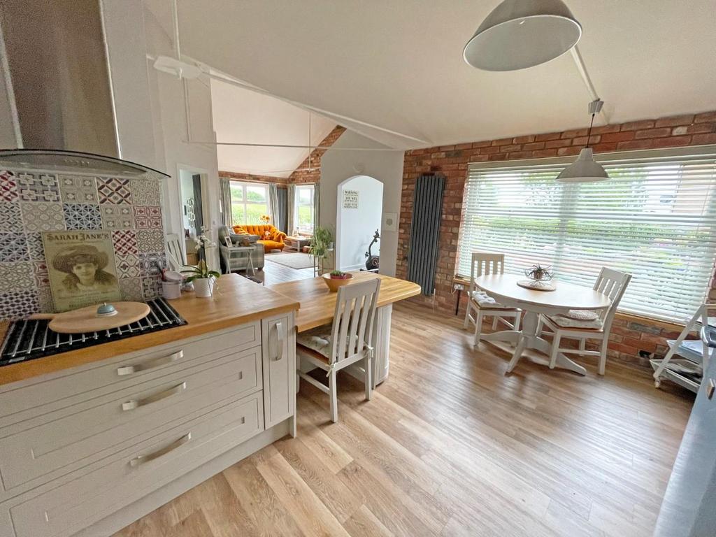 Annexe Dining Area