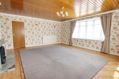 3 bedroom detached bungalow for sale, Well Vale Drive, Chapel St. Leonards PE24