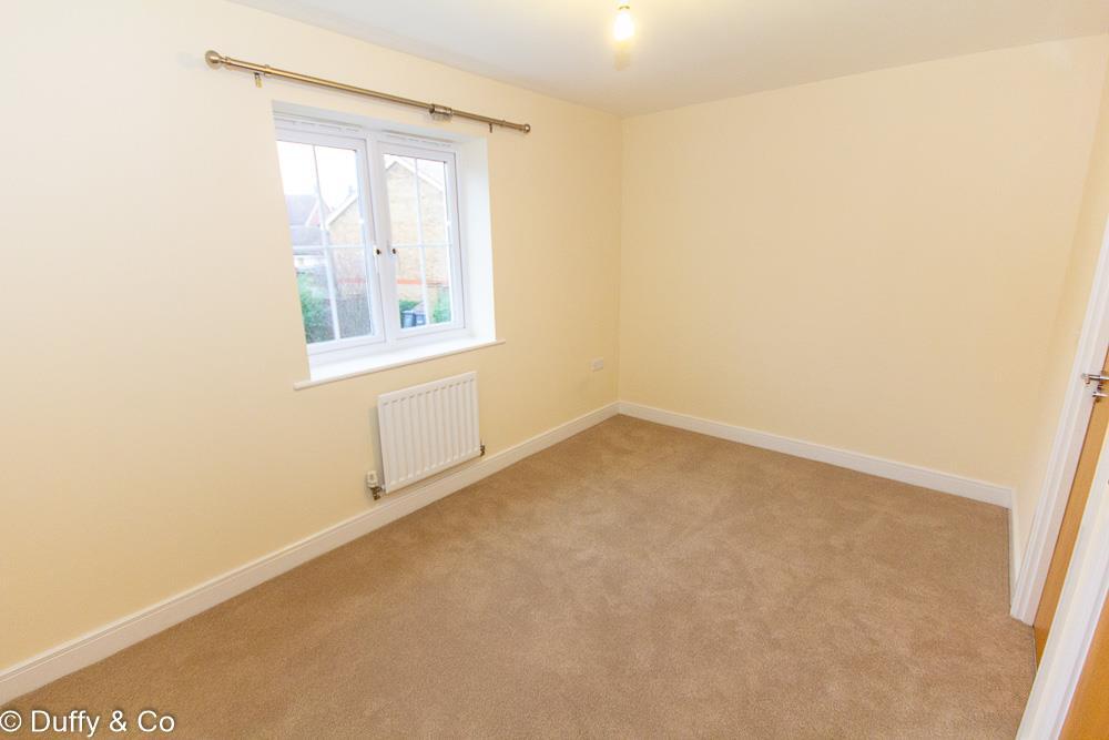 21 Oaktree Drive-6.jpg