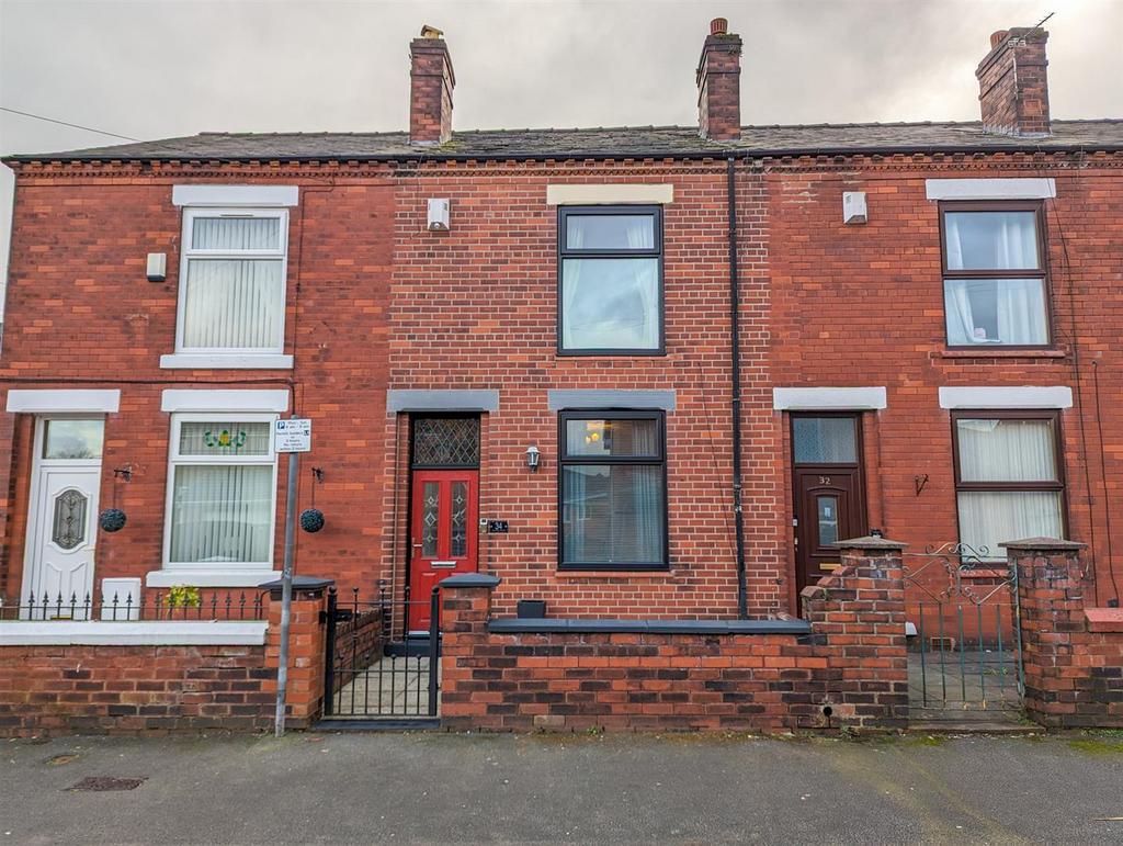 Chester Street, Leigh 2 bed terraced house for sale £125,000