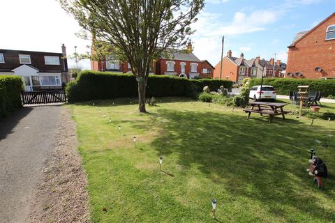 4 bedroom semi-detached bungalow for sale, George Street, Mablethorpe LN12