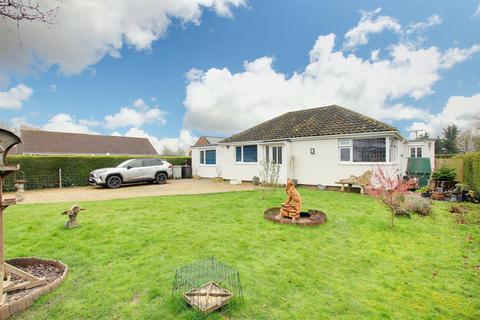 3 bedroom detached bungalow for sale, Rotten Row, Mablethorpe LN12