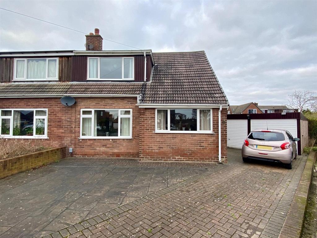 Fountain Close, Roberttown 4 bed semidetached house for sale £270,000
