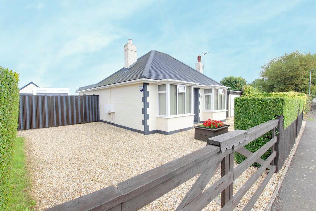 Marian Avenue, Mablethorpe LN12 2 bed detached bungalow £265,000