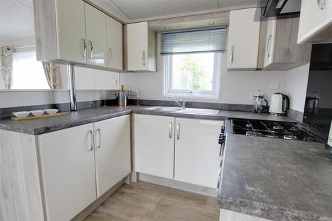 2 bedroom park home for sale, Coots Lane, Mumby LN13
