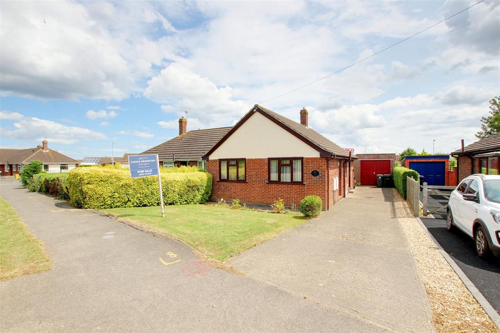 Golf Road, Mablethorpe LN12 2 bed semidetached bungalow for sale £169,950