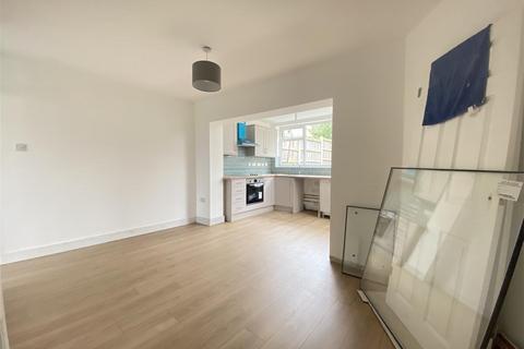 46 Stour Hill, Quarry Bank, Brierley Hill, DY5 2AT