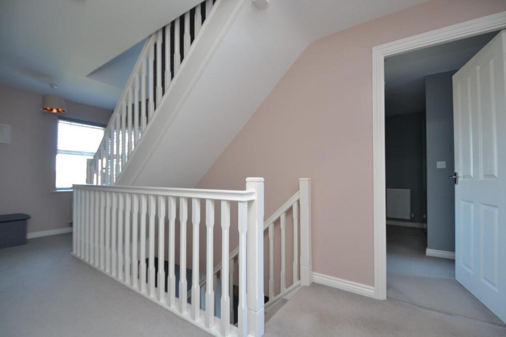 First floor landing.JPG