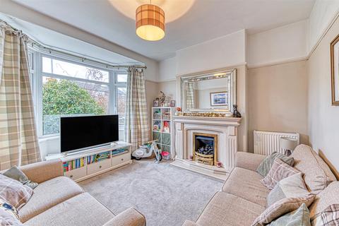 3 bedroom semi-detached house for sale - Knutsford Road, Grappenhall, Warrington