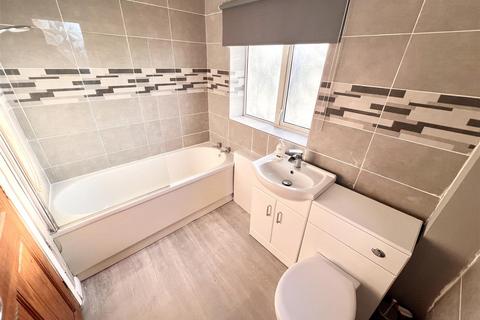 33 Chilcote Close, Birmingham, B28 0PB