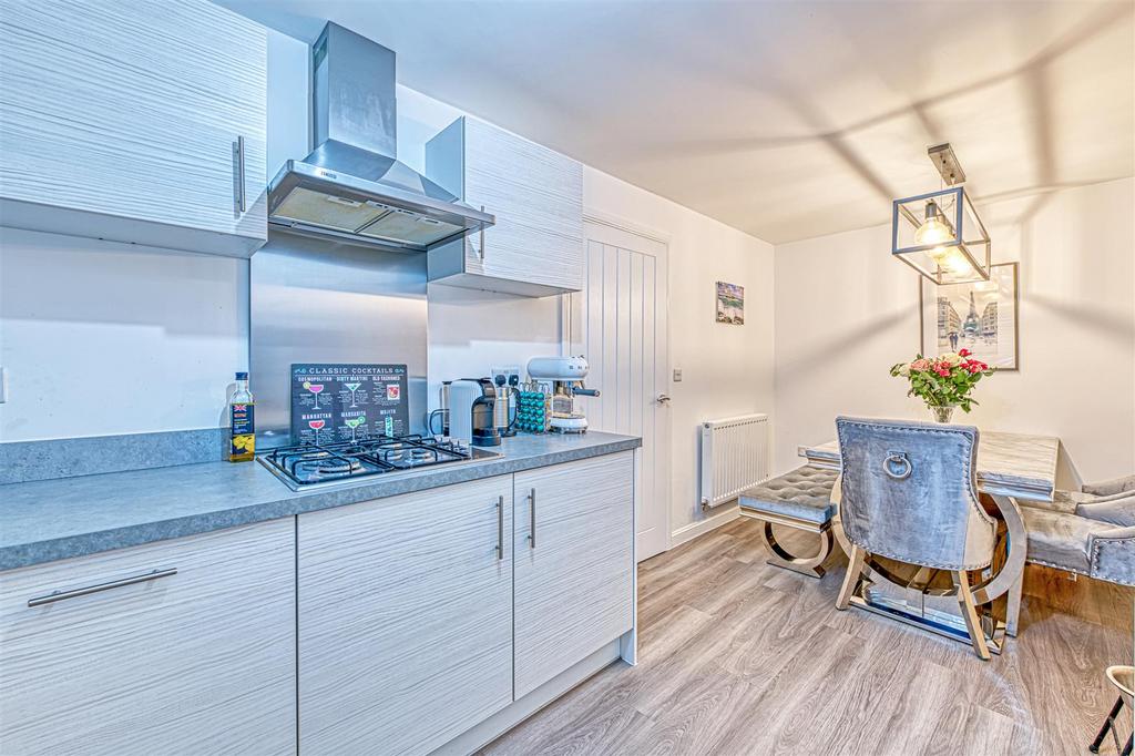 Kitchen/Dining Room