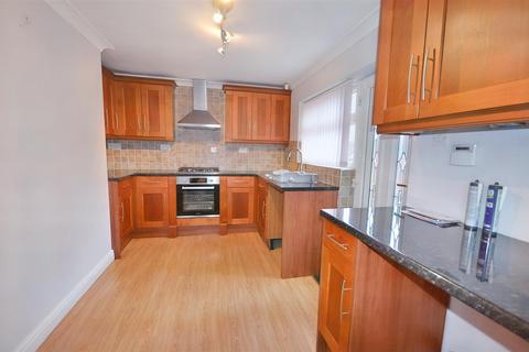 16 Turnberry Drive, Stoke-on-trent, ST4 8EZ
