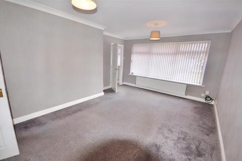 16 Turnberry Drive, Stoke-on-trent, ST4 8EZ