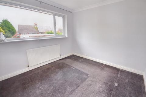 16 Turnberry Drive, Stoke-on-trent, ST4 8EZ