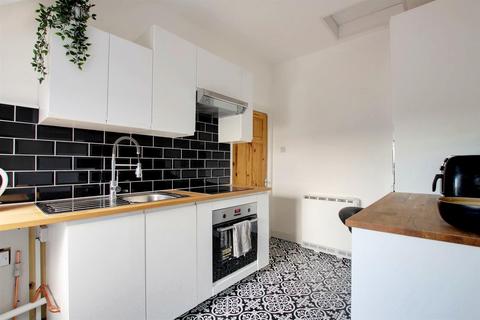 1 bedroom flat for sale, Willoughby Road, Sutton-On-Sea LN12