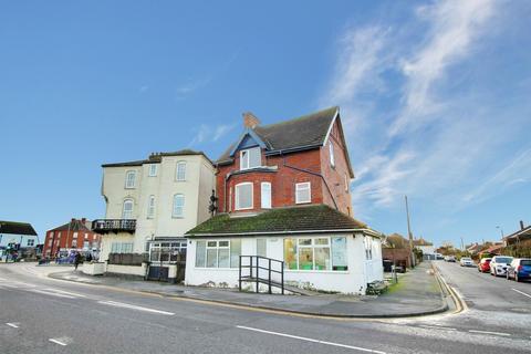 1 bedroom flat for sale, Willoughby Road, Sutton-On-Sea LN12