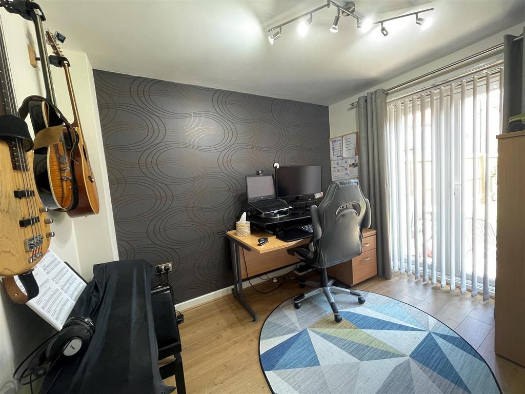 Bedroom 4 again.jpg