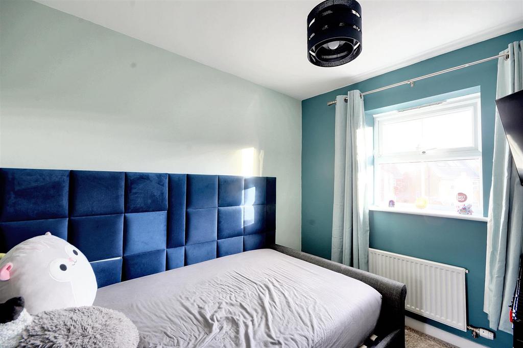 Bedroom 3 2.jpg