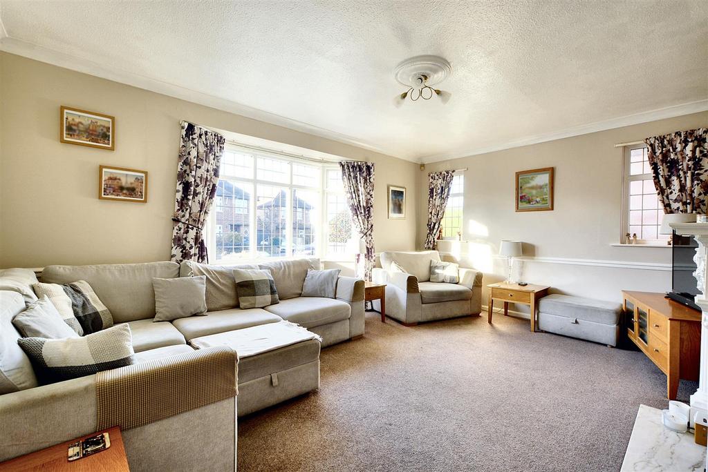 Renfrew Drive, Nottingham 4 bed detached house for sale £595,000
