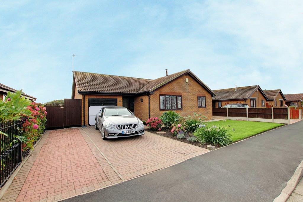 Walkington Way, Sandilands LN12 3 bed detached bungalow for sale £315,000