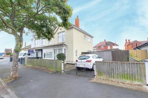 4 bedroom semi-detached house for sale, Marlborough Villas, Sutton-On-Sea LN12