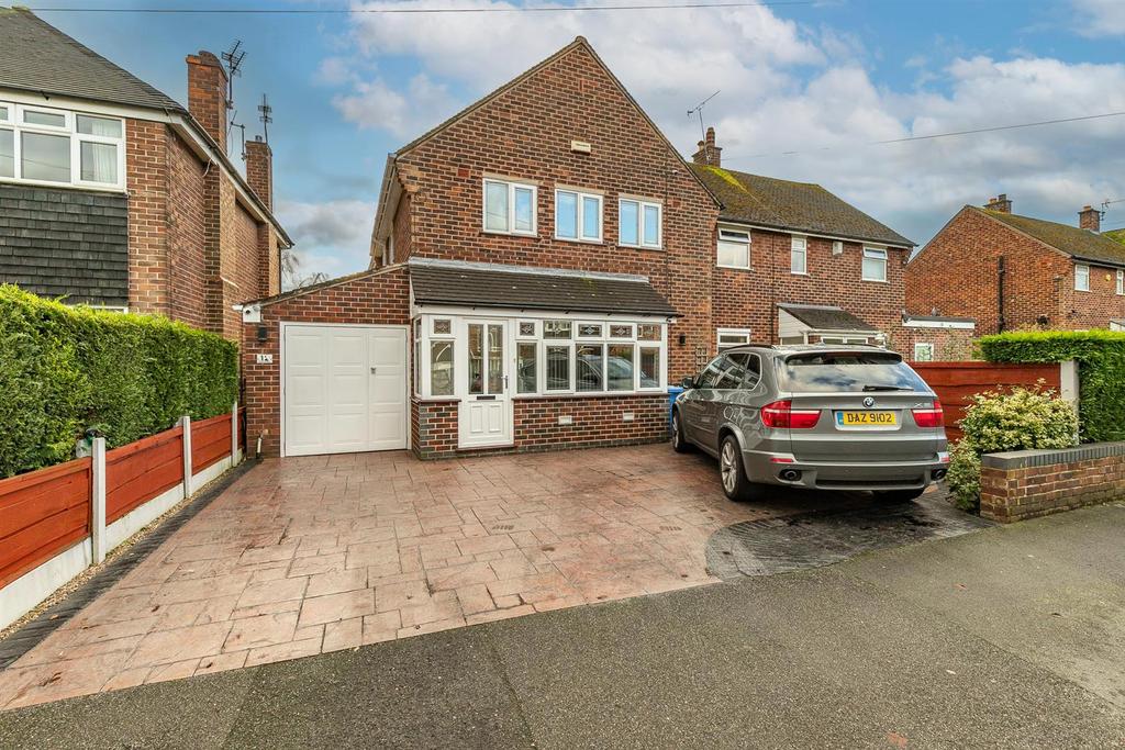 Mainwood Road, Timperley, Altrincham 3 bed semidetached house for sale