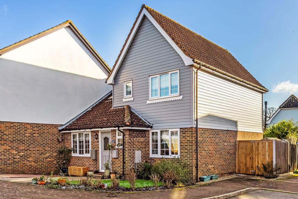 Dukes Meadow, Chiddingstone Causeway, Tonbridge, TN11 4 bed link