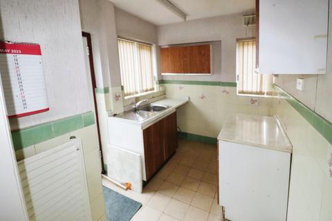 37 Cleveley Drive, Nuneaton, CV10 0JZ