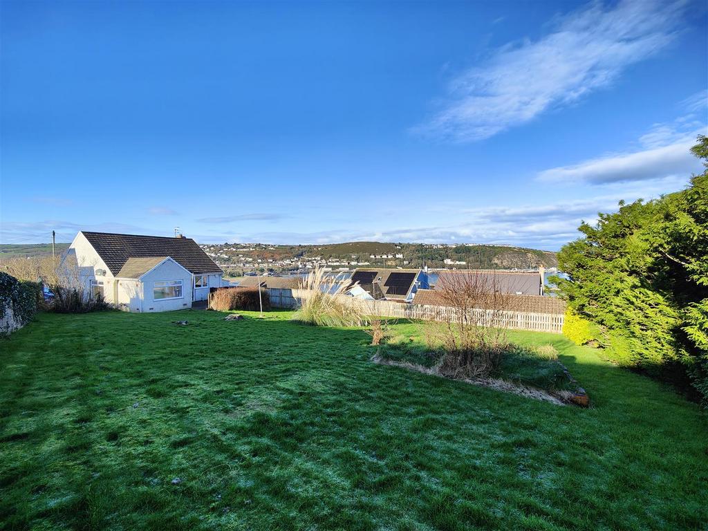 Stella Maris, 2 Heol Crwys, Fishguard 3 bed detached bungalow for sale