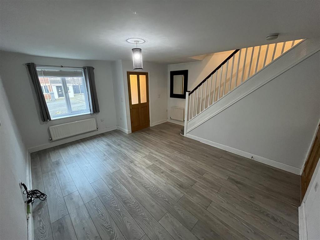 Hurricane Grove, Sandyford, StokeOnTrent 3 bed detached house for