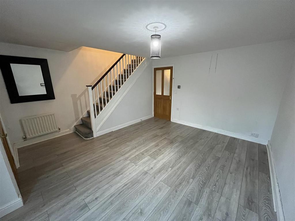 Hurricane Grove, Sandyford, StokeOnTrent 3 bed detached house for