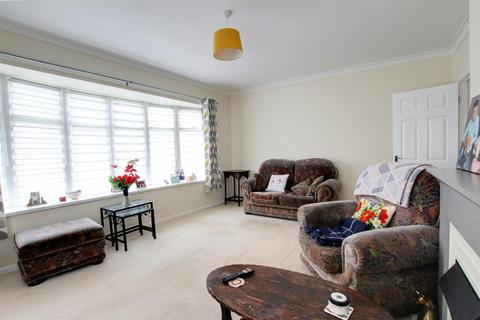 3 bedroom detached house for sale, Trusthorpe Road, Sutton-On-Sea LN12