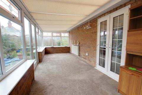 2 bedroom detached bungalow for sale, Lewis Avenue, Sutton-On-Sea LN12