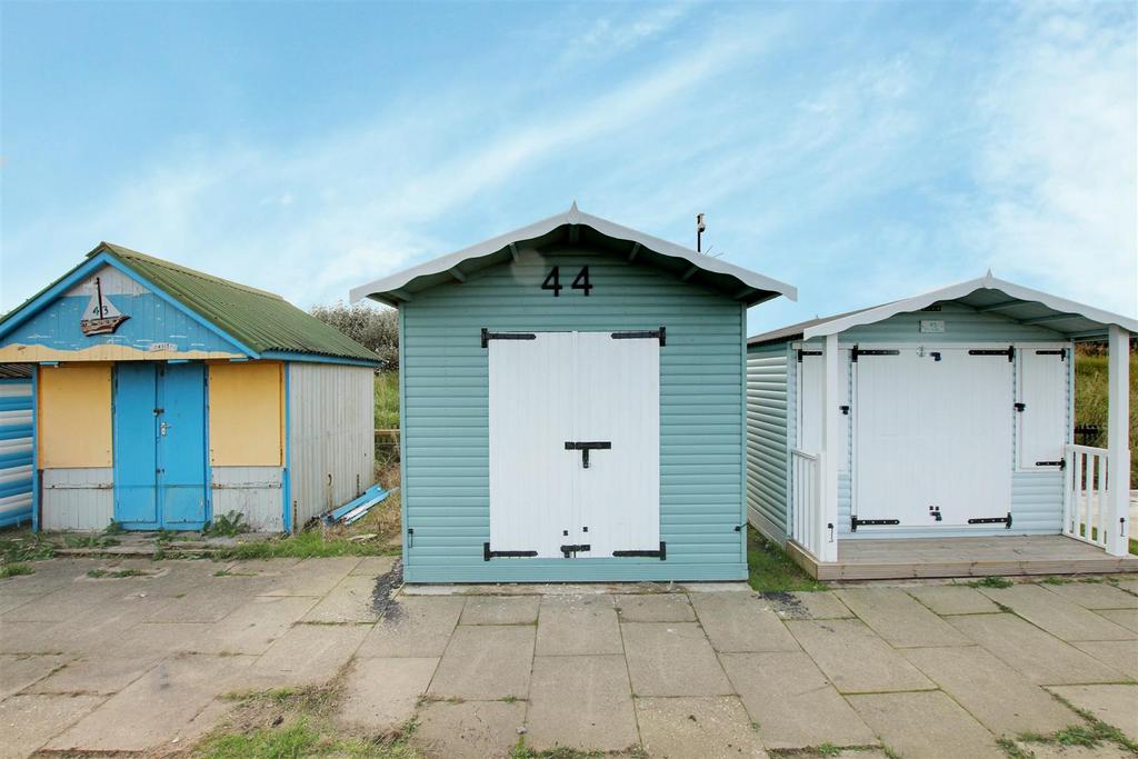 Trusthorpe Road, SuttonOnSea LN12 Property for sale £12,500