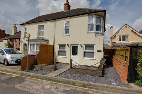 2 bedroom end of terrace house for sale, 103 Church Lane, Sutton-On-Sea LN12