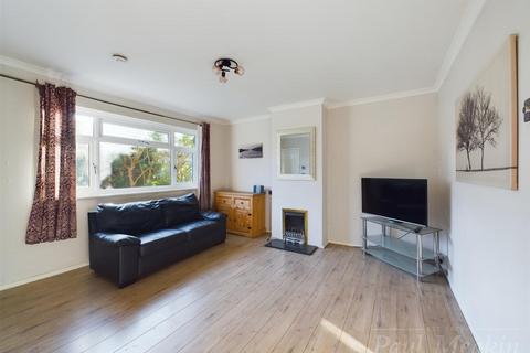 47 Aldrich Crescent, New Addington, Croydon, CR0 0NP