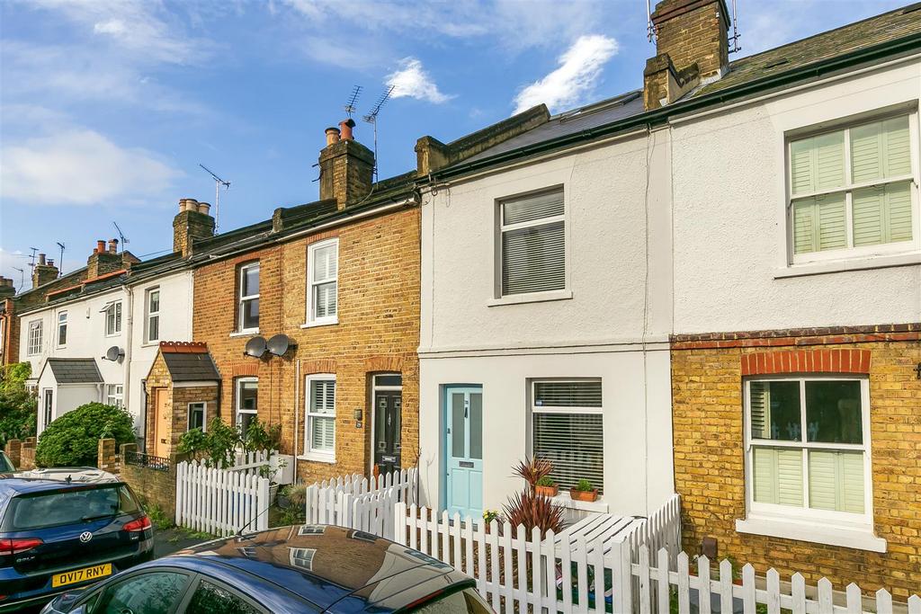 Sydney Road, Teddington 3 bed terraced house for sale £800,000