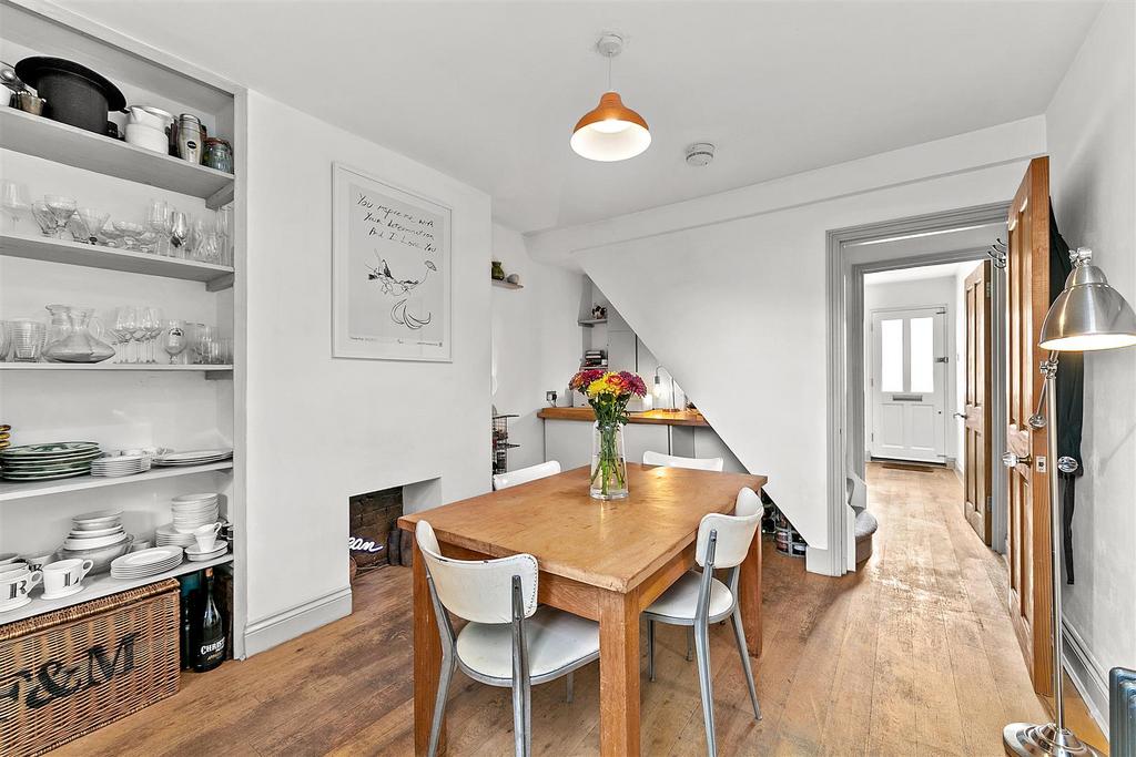 Sydney Road, Teddington 3 bed terraced house for sale £800,000