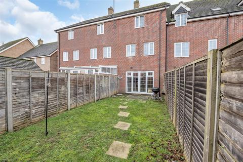 3 bedroom terraced house for sale, Acorn Way, Red Lodge