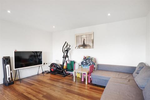 1 bedroom flat for sale, Williams Way, Wembley