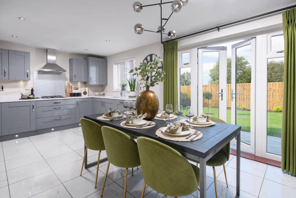 A spacious and sociable space to cook and dine