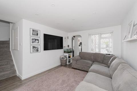 3 bedroom terraced house for sale, Morston Close, Tadworth