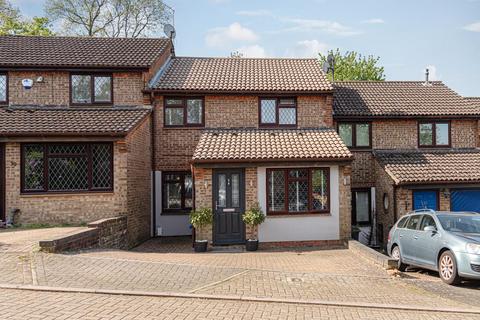 3 bedroom terraced house for sale, Morston Close, Tadworth