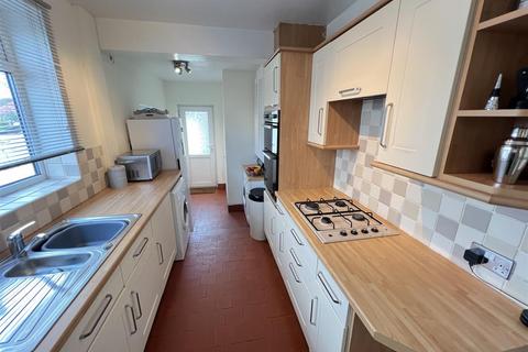 6a Coombe Road, Wirral, CH61 4UR