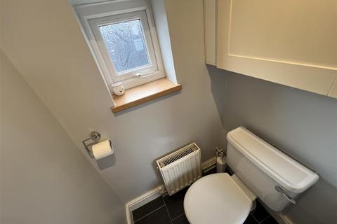 6a Coombe Road, Wirral, CH61 4UR