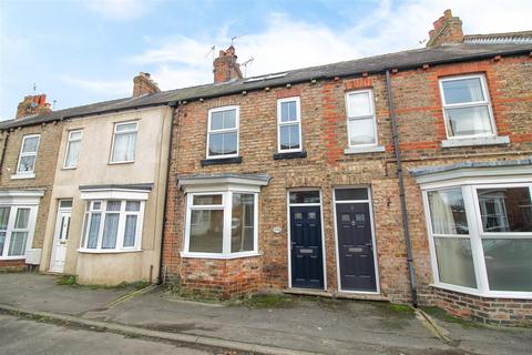 2 bedroom terraced house for sale, Ash Grove, Ripon