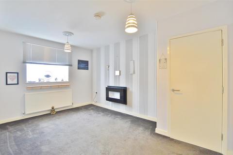 2 bedroom flat for sale, Lower Cippenham Lane, Slough