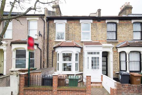 4 bedroom terraced house to rent, Brookdale Road, Walthamstow, E17